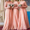 2020 Modest Coral Mangas Longas Renda Vestidos De Dama De Honra Longos Tamanho Grande Chiffon Ruched Dama de Honra Muçulmana Vestidos de Convidados de Casamento BM19239P