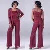 Trajes de pantalón de madre de la novia de encaje burdeos con chaquetas Vestido de invitado de boda con lentejuelas barato Vestido de novio de madre de gasa de talla grande2862