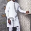 Мужские спортивные костюмы Дашики Белый этнический мужской костюм с африканским принтом из 2 предметов Традиционная мужская одежда для свадебной вечеринки 230719