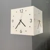 벽시계 창조적 인 가벼운 센서 코너 시계 제곱 간단한 양면 아랍어 숫자 스케일 아날로그 사일런트