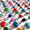 Cały 50pcs Lot Colorful Women Crinestone Cryształ Srebrny Pierścionki Pierścienie Panie Dziewczyny Charm urocze pierścienie palców