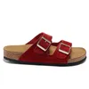 2024 Birkinstocks Zapatillas Sandalias de diseño Birks Boston Zuecos Plataforma de corcho Zapatillas Diseños Cuero Zapatos casuales Mujeres Hombres Deslizadores planos al aire libre Diapositivas de lujo