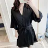 Damska odzież snu Chińskie czerwone kobiety szata ślubna Sumna satyna Kimono Kimono Bathobe Suknia Casual Nightwear V-dół Sexy Home Clothing