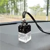 Voiture en gros de la voiture suspendue diffuseur en verre vide parfum de parfum de bouteille de bouteille de conception de bouchon en métal en bois scelter de cartouche