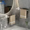 porte-serviette blanche pour salle de bain