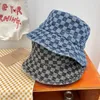 Berets 2023 Check Bucket Hats Fishing Caps Women Mens Black Blue Plaid Fisherman Hat Fashion Unisex Sunshine