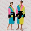 Projekt mody damskiej szaty snu Wysokiej jakości para odzieży nocnej piżamy el home męskie zapasy koszuli nocnej 225s