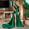 Abiti da sera a sirena africana Abiti da ballo lunghi in raso monospalla sexy Abiti da donna con spacco laterale Aso Ebi261E