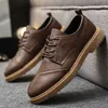 Jurk Schoenen Mannen Schoenen Lederen Casual Schoenen Mode Mocassins Unisex Zakelijke Schoenen Herenschoenen Mode Britse Rijden Schoenen Laarzen L230720