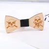 Kowarnia moda dżentelmen koszulka krawat krawat w krawędzi kwiatowy drewniany drewno krawat