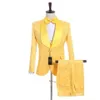 Nouvelle Arrivée Un Bouton Jaune Gaufrage De Mariage Marié Tuxedos Châle Revers Garçons D'honneur Hommes Costumes De Bal Blazer Veste Pantalon Gilet Cravate 268D