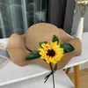 Wide Brim Hats Korean Style Woman Straw Sun Hat Flower Large Sunshade Outdoor Travel Ladies Fashion Beach Holiday Panama
