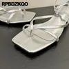 Sandalen Damen, niedriger Absatz, Braut-Zehenring, metallischer Club-Knöchelriemen, Y2k-Brautjungfer-Schleife, bequeme Sandalen, Block-Hochzeit, modische Schuhe, Spiegel 230719