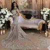 2020 Dubaï Arabe De Luxe Robes De Mariée Scintillantes Sexy Bling Dentelle Perlée Applique Col Haut Illusion Manches Longues Sirène Chapelle Br280n