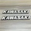 Pour modifié Kawasaki Kawasaki rétro voiture voiture de rue stéréoscopique en aluminium réservoir de carburant dur standard blanc lettrage bouée Decal metal274r