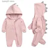 Jumpsuits New baby dinosaur hooded cotton bodysuit for boys and girls baby long-sleeved climbing suit baby bodysuit T230720