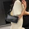 Bolsos de noche Moda Patrón de piedra Bolsos de cuero de vaca para mujer 100% Mujeres genuinas Hombro Crossbody Señoras Messenger Tote Sac 230720