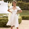 Grundlegende Freizeitkleider, französisches Boho-Midikleid mit Knöpfen, Weiß, Schlitz, für Damen, Party, Urlaub, Strand, lässig, Sommer, Milchmädchenkleid, Urlaub, Puffärmel, DR0007 230719