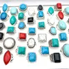 Partihandel 50st ringer för män Kvinnor Retro Stone Prong Finger Fashion Jewelry Accessories Party Presents With a Display Box Silver Color