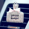 Désodorisant de voiture Clip d'évent de voiture Désodorisant dans la décoration intérieure automatique Bouteille de parfum Bling Diffuseur d'arôme de voiture Ornement Accessoire de voiture Filles Cadeau x0720