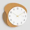 Väggklockor Punch-Free Nordic Net Red Clock Light Luxury Living Room Fashion Modern Minimalist Dekorationer Dekor