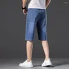 Heren shorts Summer gescheurde jeans mannen klasse denim broek rek zwart blauw slanke rechte mannelijke korte plus maat 29-46 ly3002