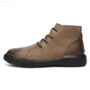 Scarpe eleganti Stivali invernali da uomo Stivaletti in vera pelle Uomo Scarpe casual invernali da uomo Stivali da neve impermeabili in pelliccia calda per uomo Botas JKPUDUN L230720