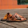 Mens Beach Non-Slip Dual-Purpose Leather Sandals tofflor slitstarka manliga sommarskor män cool halvdrag andas SA 96