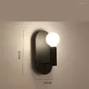 Настенная лампа светодиодные простые современные творческие декоративные световые эль -эль -комната спальня спальня кровати для ванной комнаты зеркало