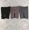 Pantaloncini sportivi da spiaggia larghi sottili in seta di ghiaccio ad asciugatura rapida Pantaloncini da uomo casual all'aperto