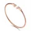 Bracciale di design di lusso Moda Uomo Bracciale in oro Gioielli Regalo da donna T Grace Anniversary Designer Bracciali221E