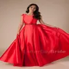 Ny Long Red A-Line Modest Pom-klänningar med ärmfickor Satin Enkel eleganta tonåringar Girls Formella promfestklänningar Custom Made F2774