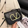 20% rabattdesignväska Urban Elegant Square Leisure Women's Fresh and Sweet Liten Crowd Design Crossbody Fashion Bag Women