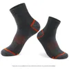 Sports Socks Продукты мужская средняя трубка носкасутдор альпинисеса по поглощению пота.