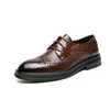 Scarpe eleganti da uomo marroni classiche taglia 46 Scarpe derby in pelle con punta a punta Scarpe da uomo casual da uomo