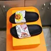 Sandálias de grife Jelly Sandália Chinelos Sandálias Sapatos De Borracha Chinelos Transparente Feminino Fivela Plana Dupla Com Caixa
