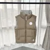 디자이너 조끼 Mens Vest Luxury Hooded Down Vests Brand Womens Down Gilet Winter winter vest 야외 따뜻한 민소매 깃털 깃털 19 Salad Chain Mens Gilet