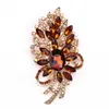 Brosches Peadsland Alloy Inlaid Rhinestone Brosch Design Fashionable High-End Clothing Accessories Pin Woman Gift MM-86