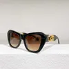 Solglasögon designer fashionabla, personliga, bekväma, avantgarde foa212v1 solglasögon, solskydd och mångsidiga kattögon för manliga kvinnliga par lm7e