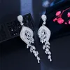 Encanto Borla larga Diamante Pendiente Diseñador para mujer Fiesta Whie AAA Cubic Zirconia S925 Aguja de plata esterlina Sudamericana Mujer Wed Pendientes colgantes Joyería