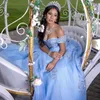 2024 Sky Blue Shiny Ball Gown Quinceanera Abiti con spalle scoperte Applicazioni di perline in pizzo Sweet 16 Dress Abiti da 15 anos