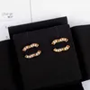 2022 Boucles d'oreilles de qualité supérieure avec diamant scintillant en plaqué or 18 carats pour cadeau de bijoux de mariage pour femme avec timbre de boîte PS72442474