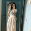 Abiti da lavoro 2023 Summer Blue Ice Silk Top A Word Vita alta White Half-body Skirt Set Female Drape Korean