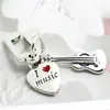 S925 Sterling Silver I Love Music Guitar Ciondola il branello di fascino con smalto rosso Adatto ai gioielli europei Pandora Bracciali Collane Pen212D