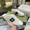 Designer Luxury Ace Sneakers With Bee Brodery Casual Shoes Flat Matte Leather Sneaker Trainers With Original BYT1147