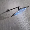 Montaje en techo de pared Cabezal de ducha de lluvia LED cuadrado de 16 pulgadas Accesorios de plomería sin brazo de ducha Bronce aceitado 2552