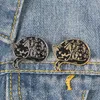 Pins Brooches Cat Enamel Pin Black Animal Denim Brooch Well-Behaved Quiet Rolled Up Body Fell Asleep Badge Lapel Coat Jewelry Drop D Dhsrs