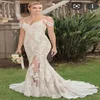 2022 Nya Crystal Mermaid Wedding Dresses See Through Lace Appliqued Bridal Clows Luxurious Sequined Dubai Wedding Dress Customise258V