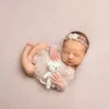 Keepsakes 3 pezzi nati Pography Puntelli Abiti Baby Lace Pagliaccetto Fascia Gonna corta Set Neonati Po Shooting Body 230720