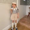 衣料品セット2023夏の女の女の子の女の女の子の縞模様のセーラカラーTシャツファッションソリッドスカート子供ショーツ